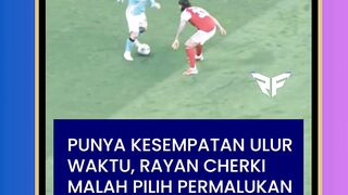 RAYAN CHERKI PERMALUKAN ARSENAL
