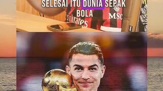 Tamat dunia Sepak Bola kalo sampai Ronaldo angkat Piala Dunia.