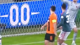 BUKTI PELET ITU ADA!!???? 5 Pemain Beruntung Yang Memiliki Istri Spek Bidadari????