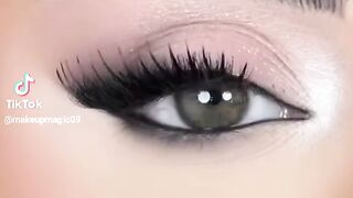 Trendy Eyes 2
