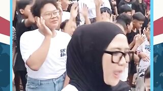 Adit goyangin dit ????