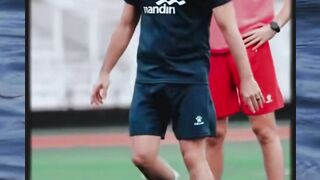 lihat Timnas sedang latihan