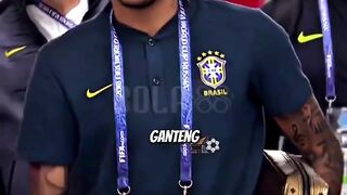 Ketika pemain bola merubah penampilannya! ????