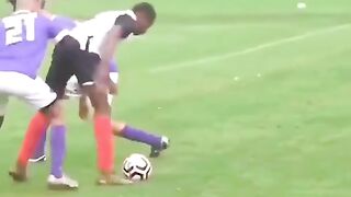 Bahkan BMKG Tidak Bisa Memprediksinya???? 5 Momen Tidak Terduga Di Sepak Bola????