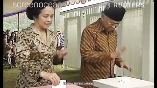 momen pak Habibie dan istrinya ibu Ainun 2