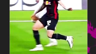 Jangan sombong dulu, karma itu nyata dan dibayar kontan! ????⚽️