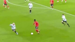 Inggris dan Uruguay bermain imbang 1-1 2