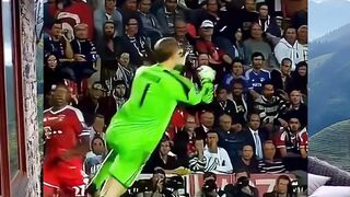 Penjaga gawang lagi bosan… eh malah bikin aksi yang nggak biasa ????⚽️