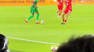 Gak ada yg bisa lewat lah ya ????