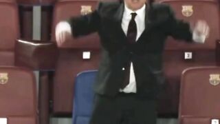 Barcelona menggunakan orang dalam