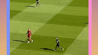 Epic Counter Attack Goal by Liverpool!