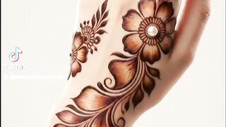 Best Trendy Mehndi Design
