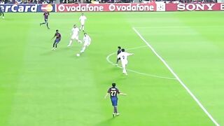 Menurut mu ini murni insting predator atau cuma hoki nder ?  Tulis pendapatmu di bawah! ????