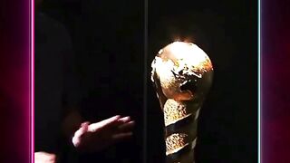 Jangan Pernah Menyentuh Trofi ????❌