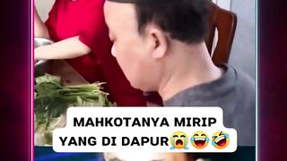 Mahkotanya mirip yang di dapur ????????????