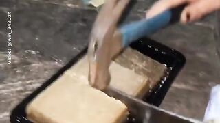 kue lebaran di rumah mu