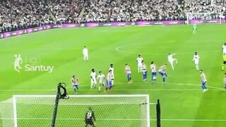 Bagaimana Tendangan Valverde Bisa Menghancurkan Para Pemain.???? 2