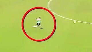 Momen ketika kartu merah terasa seperti gol kemenangan