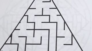 32-Page Children's Maze Game Book for Student