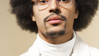 Funnyfuzzy - men posing on camera | Trending HD Video