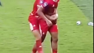 Dihujat tak tumbang, dipuji tak terbang! ????????⚽️