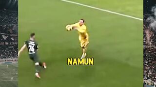 Definisi "Respect" sesungguhnya di lapangan hijau! ????