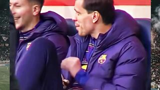 Szczęsny tau banget cara nikmatin hidup, brow! ????