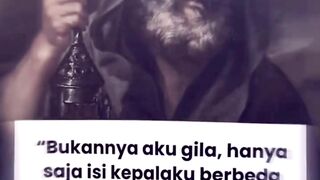 Kadang yang kita sebut "gila" hanyalah cara pandang yang terlalu jujur untuk dunia yang penuh kepura-puraan. ????