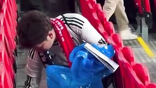 Japan fans stayed behind to clean after their 1-0 win against England at Wembley Stadium
