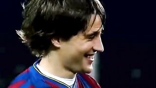 Bojan Krkić adalah mantan pemain sepak bola Spanyol yang dikenal karena waktu bermainnya di FC Barcelona.