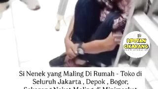 Nenek tongkat yang viral kembali 2