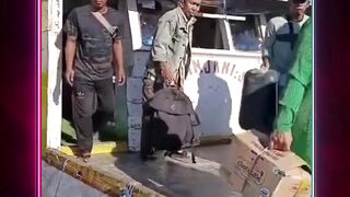 Kelangkaan BBM di Kota Makassar makin memukul nelayan