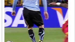 Diego Forlán lagi di mode yang gak masuk akal ????‍????