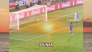 Bagaimana cara menjelaskan bahwa italy pemilik gelar piala dunia terbanyak kedua kini hanya menjadi penonton.