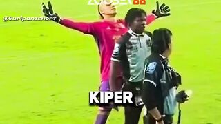 Definisi kiper sejati yang nggak cuma jago di bawah mistar