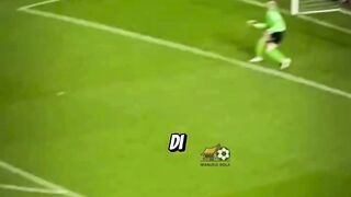 The Most Dangerous Shooting Player in Football! ????