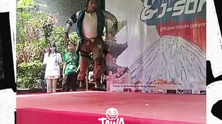 bokap siapa ini woyy wkwkw