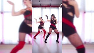 Indian Girl Sonali Bhadauria Dance 12