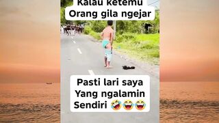 main kejar kejar bareng orang gila
