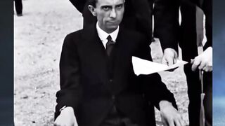 Kameramen tidak sadar ajalnya sudah dekat