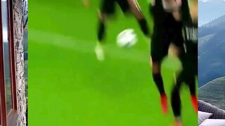 Free kick pakai 200 IQ ????⚽️