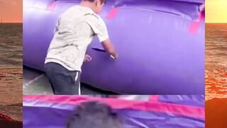 jangan di normalisasikan "namanya juga anak kecil" yah der harus di usut ini