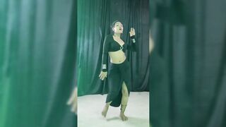 Indian Girl Anshu Jaiswal Dance 6