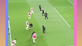 Best Nutmegs: Arsenal vs Man Utd