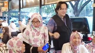 kocaknya Pendukung Roy Suryo