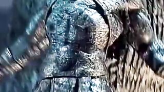 Will he be able to escape from the monster? #movieclips #hollywood #monster