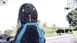 SCARY SNOWMAN PRANK! |