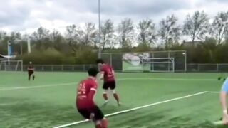 Ferran Torres yang "selalu gagal" di depan gawang merupakan topik diskusi