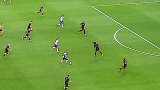 Asal-usul dan Sejarah Persaingan