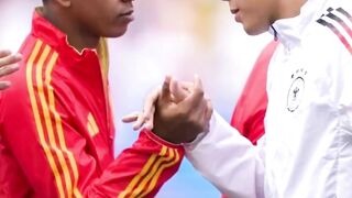 Kalo Yamal sama Musiala orang Italia, nasibnya bakal beda?" ????⚽